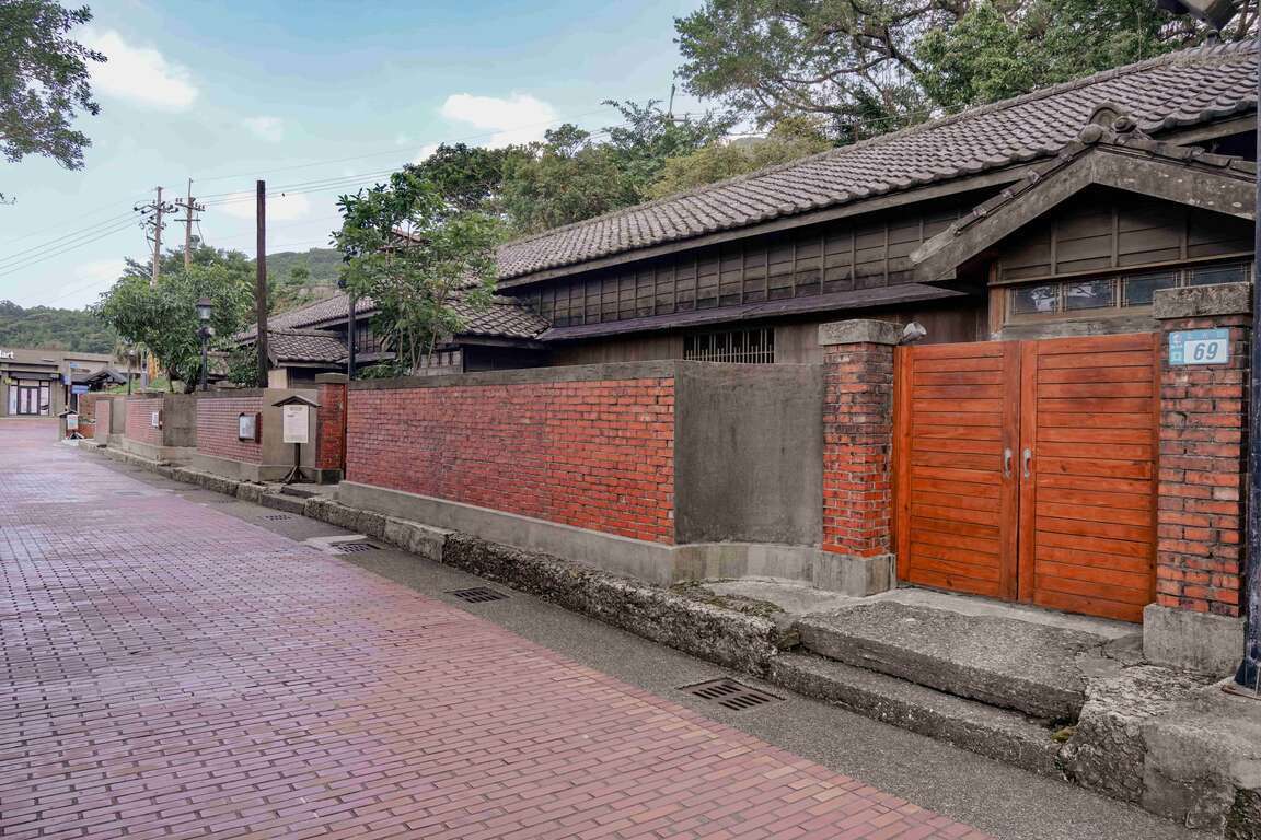 昔日礦業繁榮下的日式宿舍建築群,黃金博物館四連棟大受影視劇組青睞,更是電視劇《生生世世》的拍攝場景。