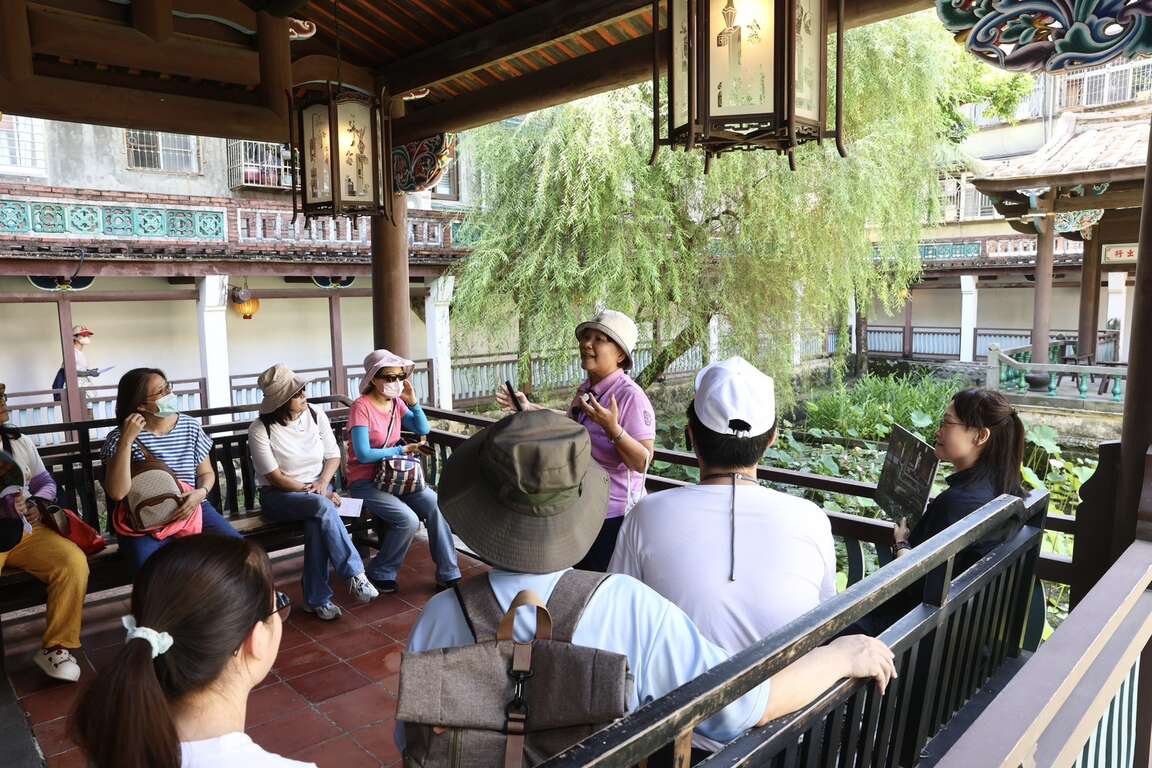 新北協拍中心「金獎小旅行」影視導覽活動，帶領民眾實地走訪板橋林本源園邸等金獎影視作品熱門拍攝地。