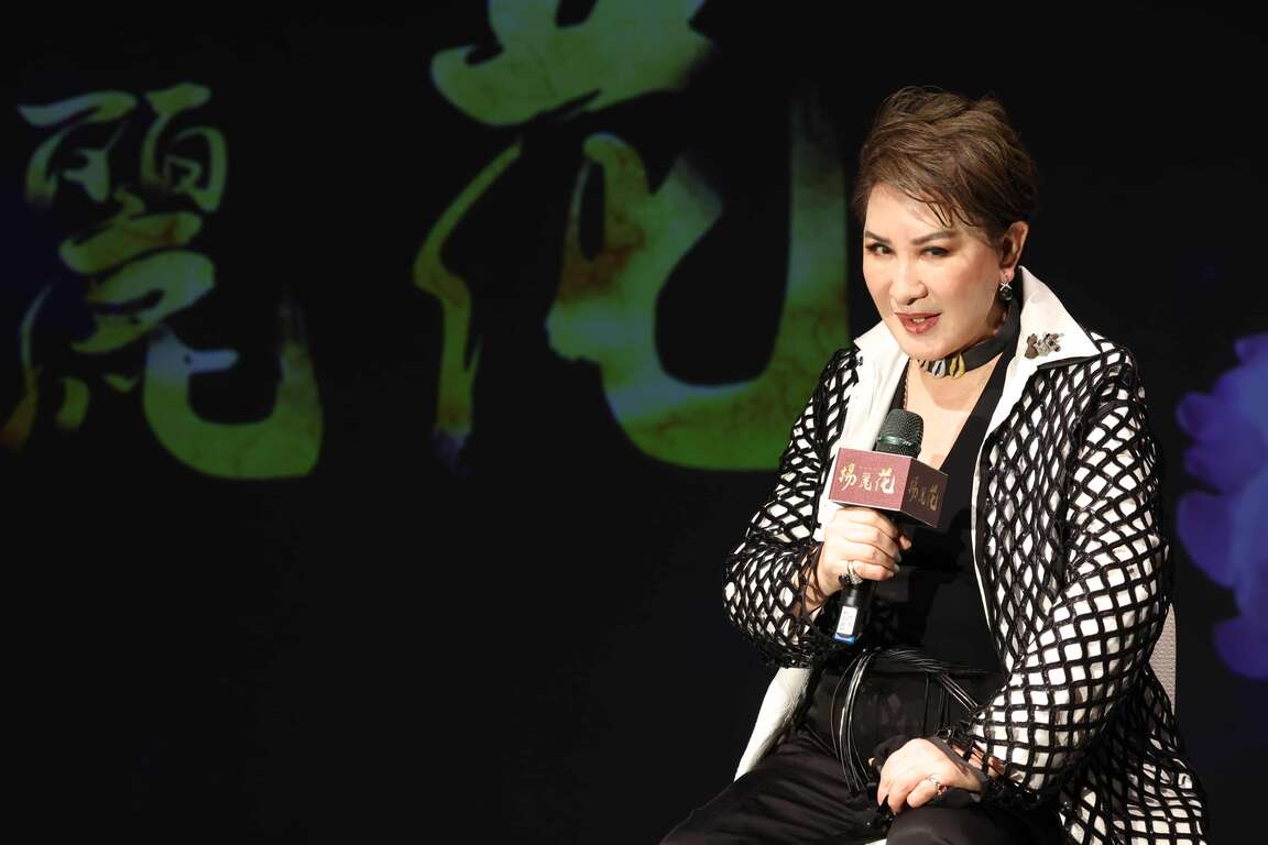 S3世紀初戀 楊麗花_紀錄片_國歌仔戲國寶天王楊麗花期待希望這支紀錄片，會凍給咱子孫更了解咱台灣尚水的文化_公視 台視 國家影視聽中心 提供09