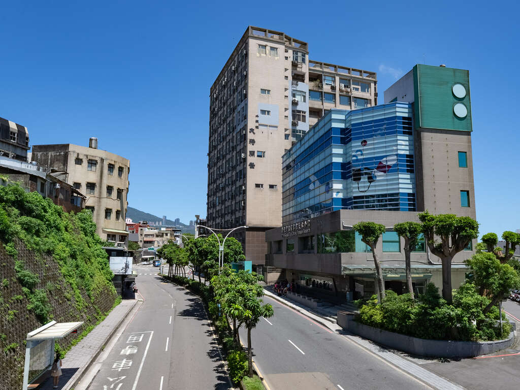 新北市立圖書館淡水分館道路