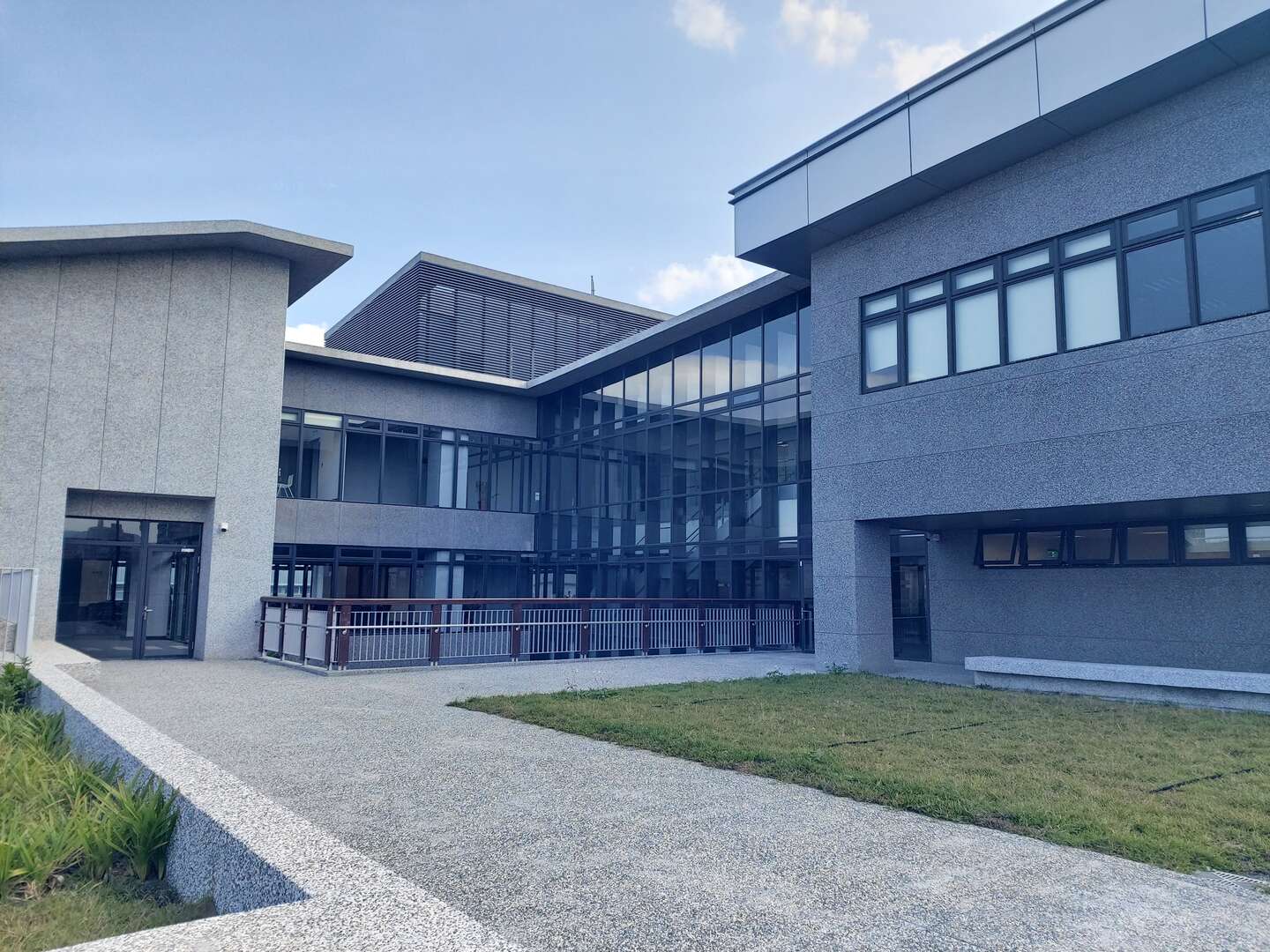 八里行政中心一隅